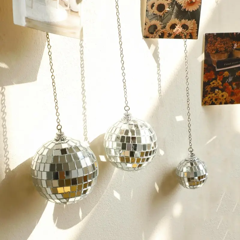 Disco Ball Wall Hanging Decor, 1 Count Wall Hanging Photo Display without Clips, Creative Wall Decor for Home Living Room Bedroom 3