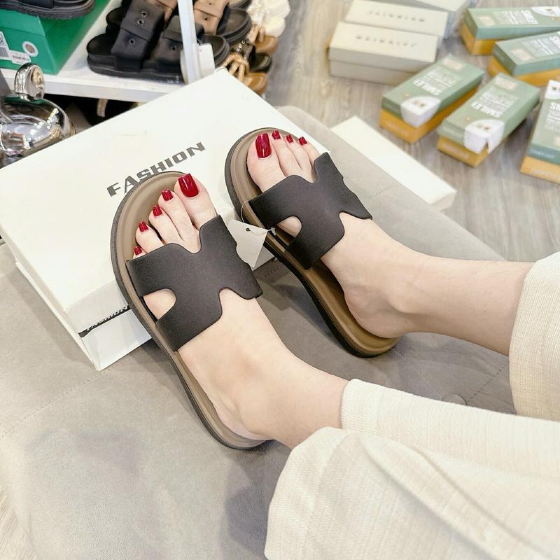 TS Dép nhựa quai Hm siêu hott, chất mềm đi êm, size 35-39, 2 màu trắng đen - Nữ, DéP 1