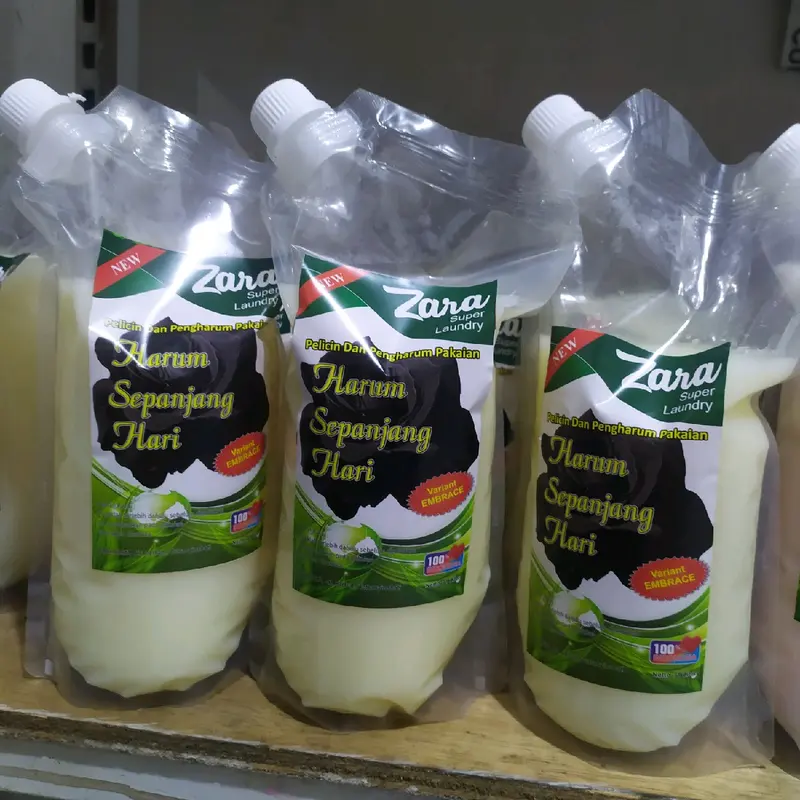 harga promo pelicin setrika laundry 1 liter Refill ( mawar black) wangi awet tahan lama Cair Anti bakteri Cair 2