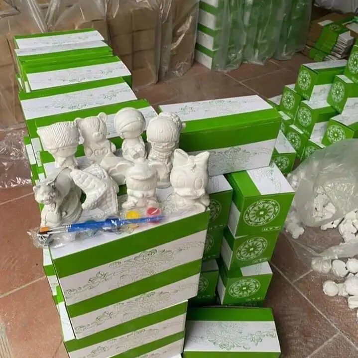 bộ đồ  chơi tô tượng  kèm màu 1