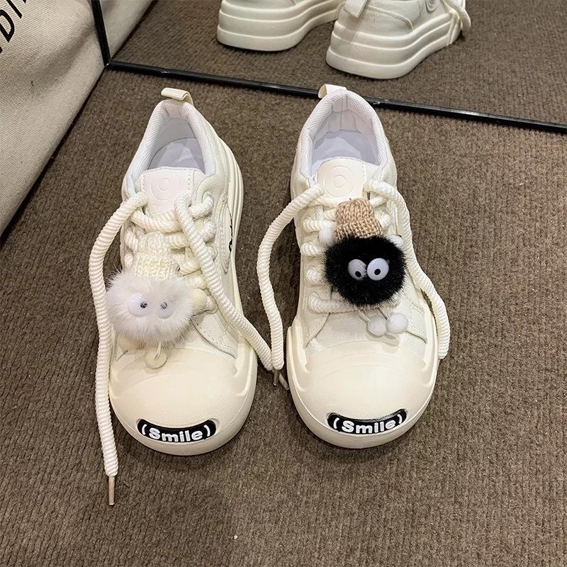 Product Introduction of Giày Thể Thao Nữ Dây Thừng Kèm Sticker Bồ Hóng CHIBI Siêu Xinh Mới Sneaker Shoes Hoa 28