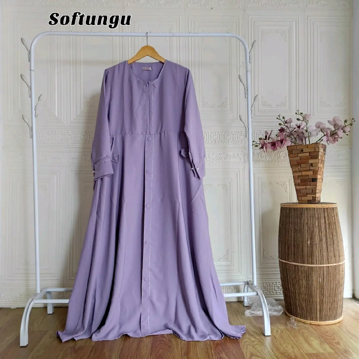 gamis kaesya polos/ gamis wolfis polos / gamis kekinian / gamis murah / gamis wolfis / gamis lebaran 2023 / gamis terbaru Kancing Muslim Inara