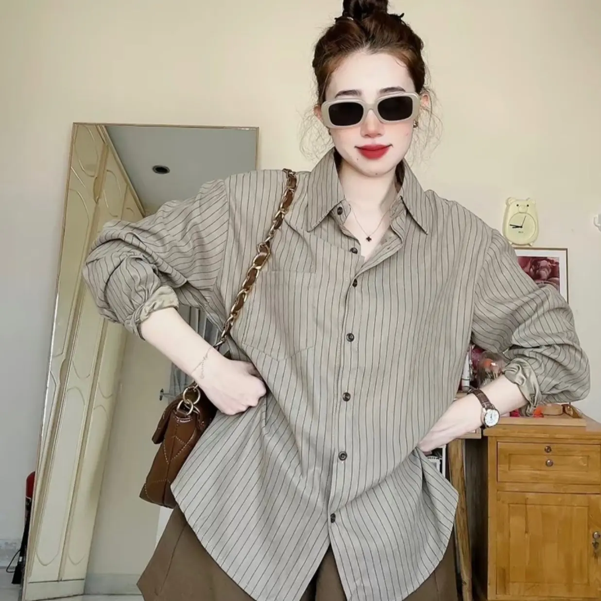 Áo Sơ Mi Nữ Kẻ Sọc Chất Nhung Kaki Mềm Phong Rộng 40-65kg Women Top Cotton Kem đẹp đóng nút