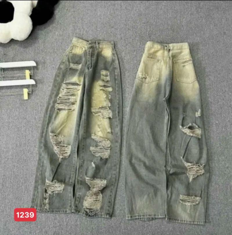 Product Introduction of Quần jeans dài nữ lưng cao, suông rách te tua tôn dáng chất jeans ko co giãn TS1239 size: S M L XL 10