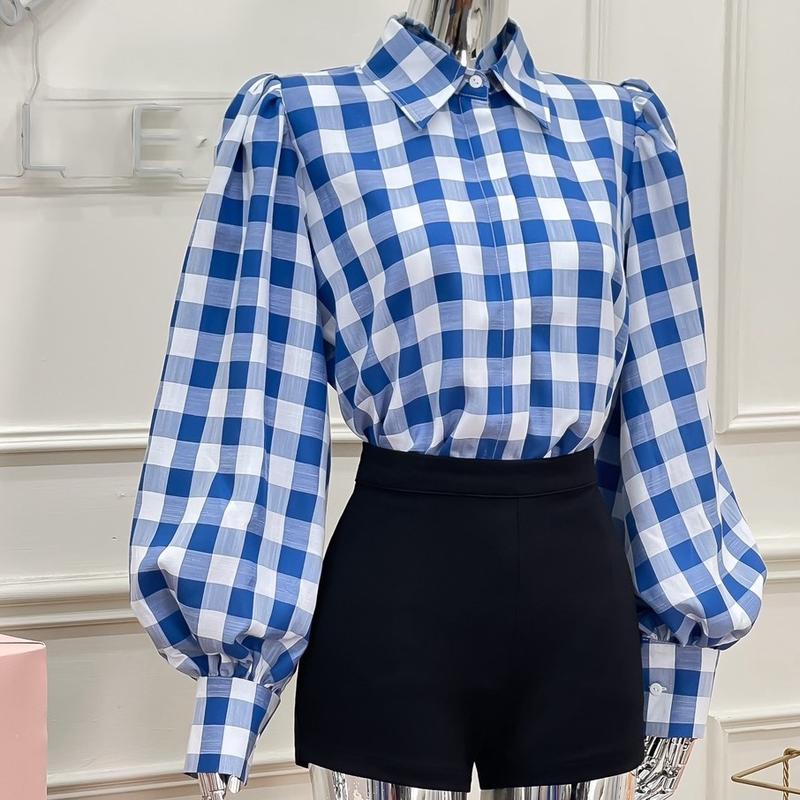 Áo sơ mi kẻ ô vuông cổ đức 2 màu : Kẻ đỏ - Kẻ xanh , Quần sooc cạp cao đen