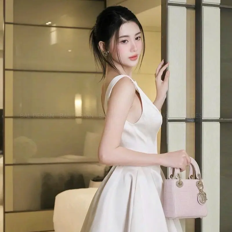 Váy tacta hai màu khoét lưng mềm dày dặn chuẩn form 7