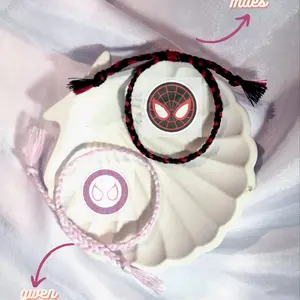 Gelang couple Spiderman rajut Benang