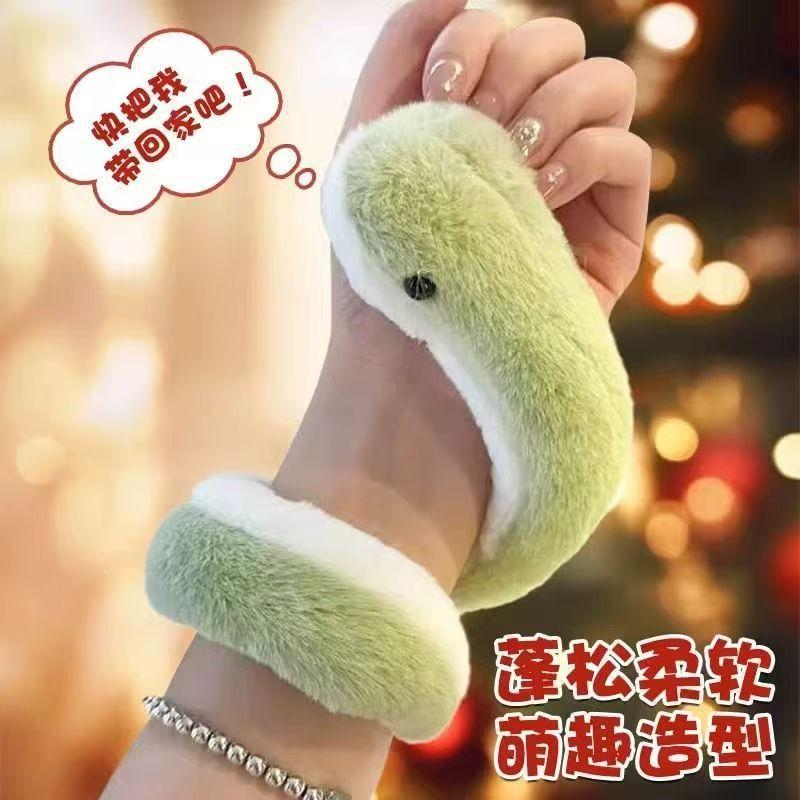 Product Introduction of Đồ Chơi Nhồi Bông Hình Rắn Nhỏ Có Thể Xích Đu, Mẫu Mới, Thú Nhồi Bông Sáng Tạo, Vui Nhộn Và Đáng Yêu, Năm Con Rắn, Dễ Thương Và Đáng Yêu 6