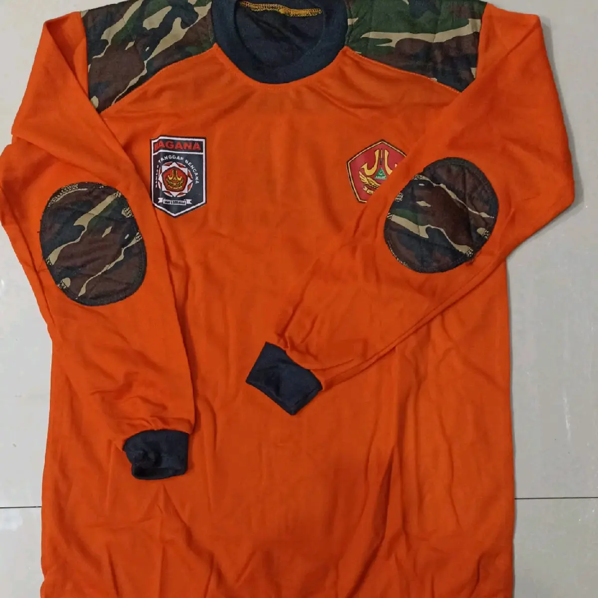 Kaos panjang bagana kombinasi loreng