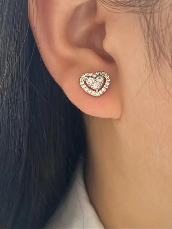 Fashion Simple Heart Shaped Rhinestone Decorated Stud Earrings, Elegant Jewelry for Women, Trendy All-match & Exquisite Jewelry for Birthday Gift 3