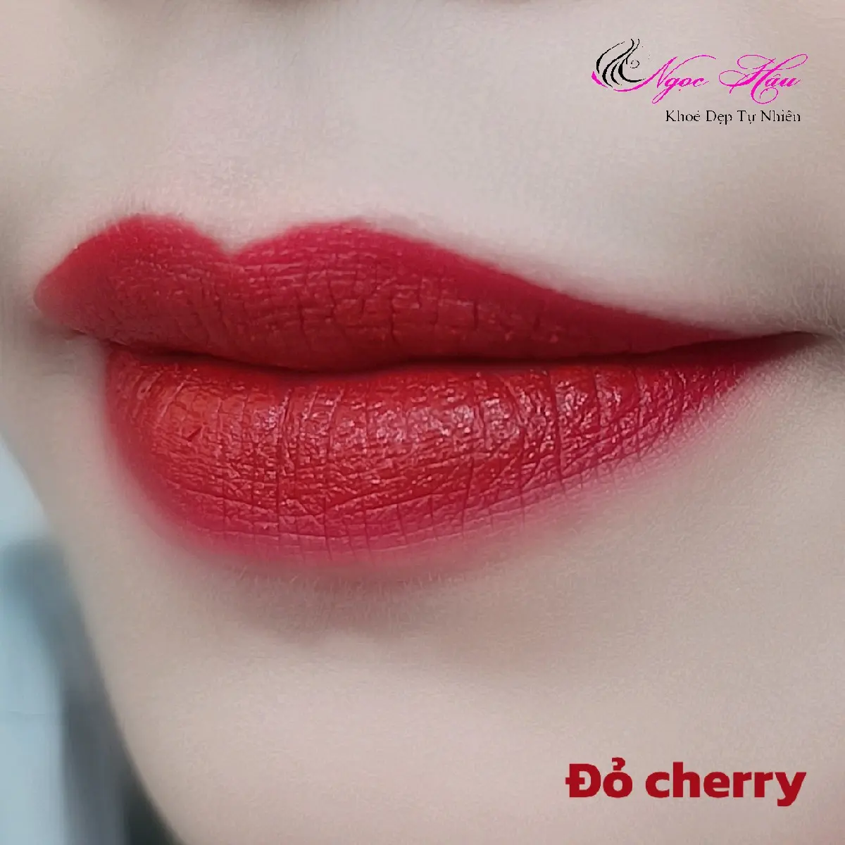 Son kem lì màu đỏ cherry (Son gấc Ngọc Hậu)