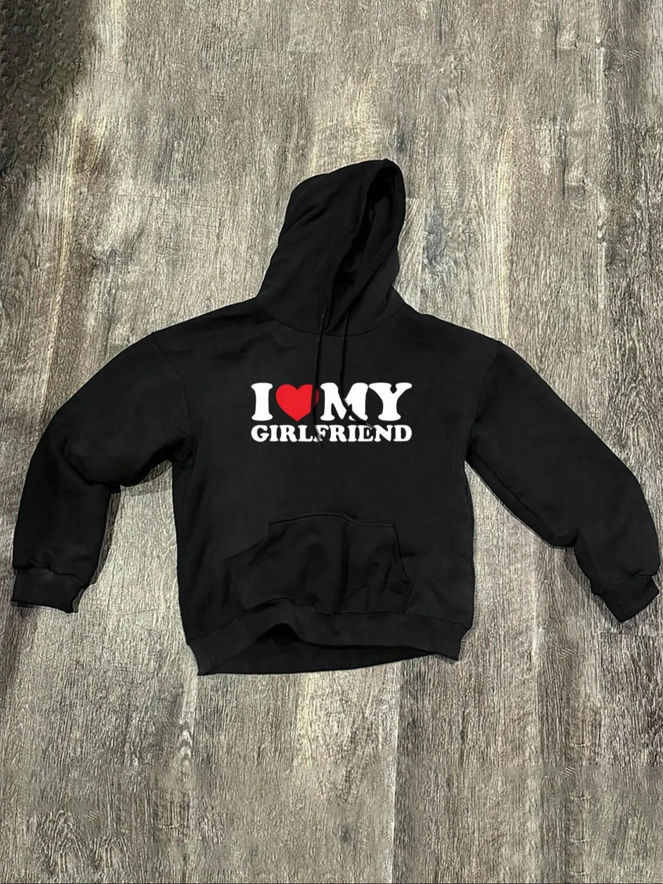 Men's "I LOVE MY GIRLFRIEND" Heart & Letter Print Drop Shoulder Thermal Lined Hoodie, Fashion Casual Regular Fit Drawstring Pocket Hooded Sweatshirt for Daily Holiday Outdoor Wear, Men Clothes for Fall & Winter