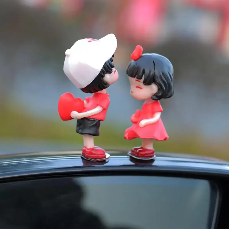 Cartoon Couple Design Car Interior Decoration, Cute Car Center Console Ornament, Car Interior Decoration for Car Gift (with Back Glue) 2