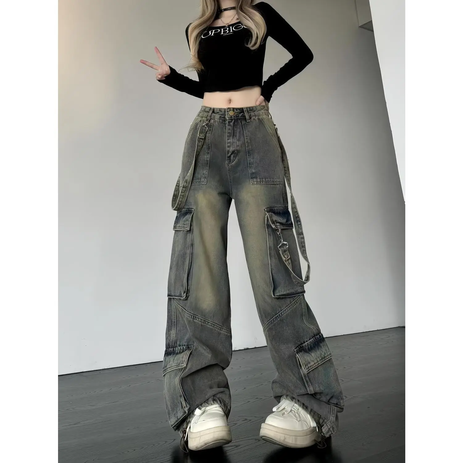 Tiktok Hot Sale American High Street Design Sense Multi-Pocket Workwear Jeans Women's Autumn Winter Retro High Waist Loose and Slimming Wide Leg Pants Fashion