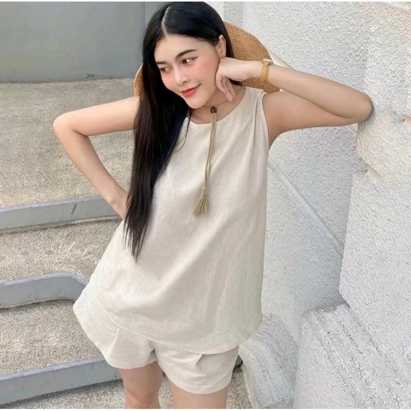 Set bộ nữ linen áo sát nách cổ yếm cúc bọc xẻ lưng kèm quần short cạp cao lưng chun co giãn Set Women Kem Top