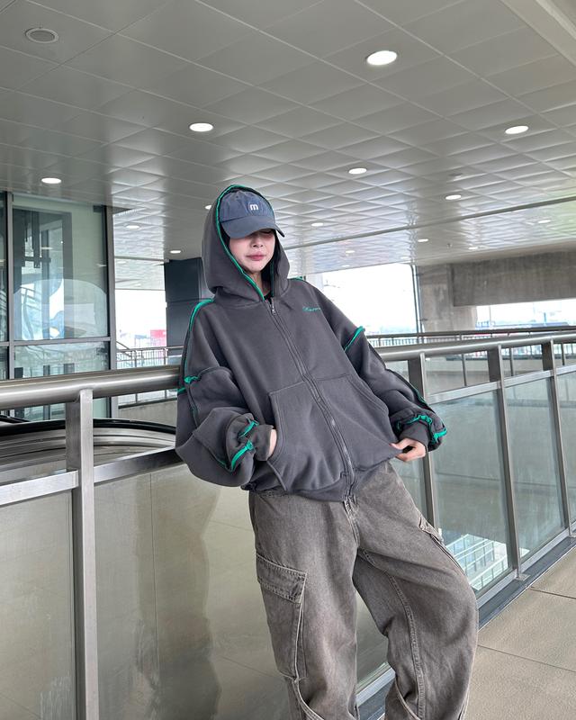 Áo Khoác Nỉ Hoodie Zip Phối Lé Form Oversize RAWMATER HDZ.02 1