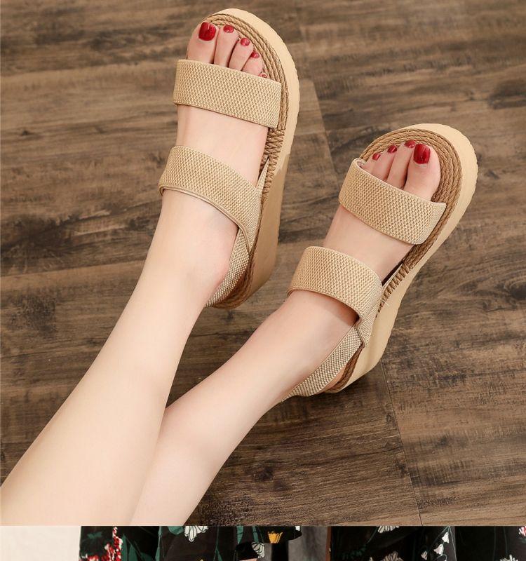Product Introduction of 2025 Women's Outdoor Sandals Summer New Korean Style Fashionable Cross Strap Fashionable Platform Roman Shoes Sandals 7