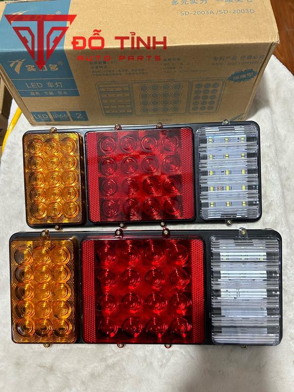 Đèn hậu xe tải Led 2003. Đèn Lái sau xe tải Led 12v-24v đế sắt siêu bên.