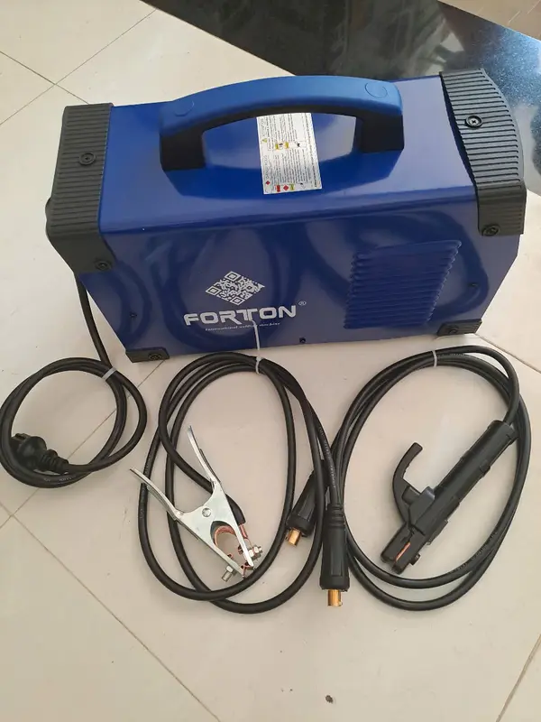Máy hàn FORTON   chuyên que 3,2mm,-Máy nặng 4 ,5 kg ,bảo hành 18 tháng 1