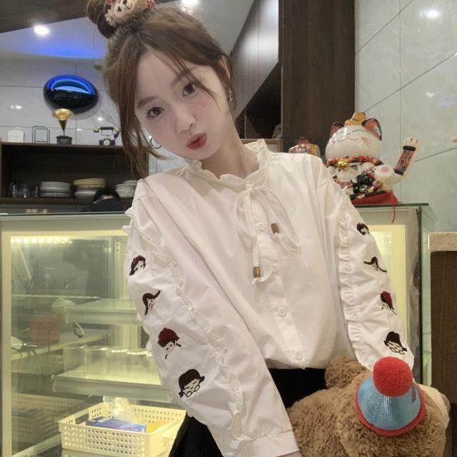 Product Introduction of Áo Sơ Mi Họa Tiết Hoạt Hình, Phong Cách Pháp, Tay Áo Dài Nhẹ Nhàng, Quần Áo Mùa Thu Cho Nữ, Bó Sát Và Bó Sát, Áo Chống Lão Hóa, Thời Trang, Thanh Lịch, Áo Sơ Mi Nhỏ Top Women 1