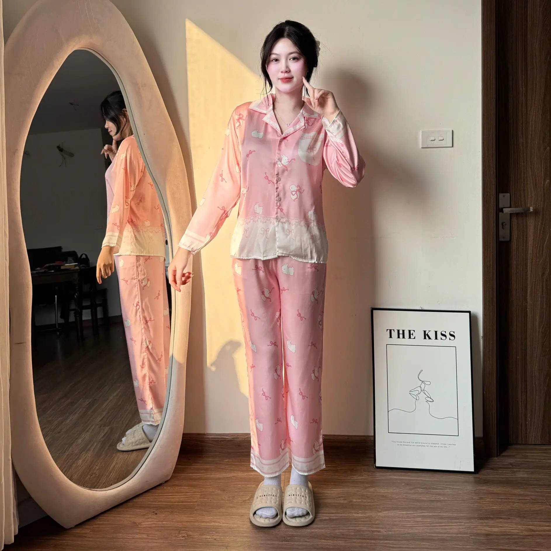 Bộ Đồ Ngủ Pijama Lụa Latin Cao Cấp HANI Hoạ Tiết Dễ Thương In Full 5D Tay Dài Nhiều Màu Chất Mềm Mịn Mát Size 40-60kg Nữ - SK03