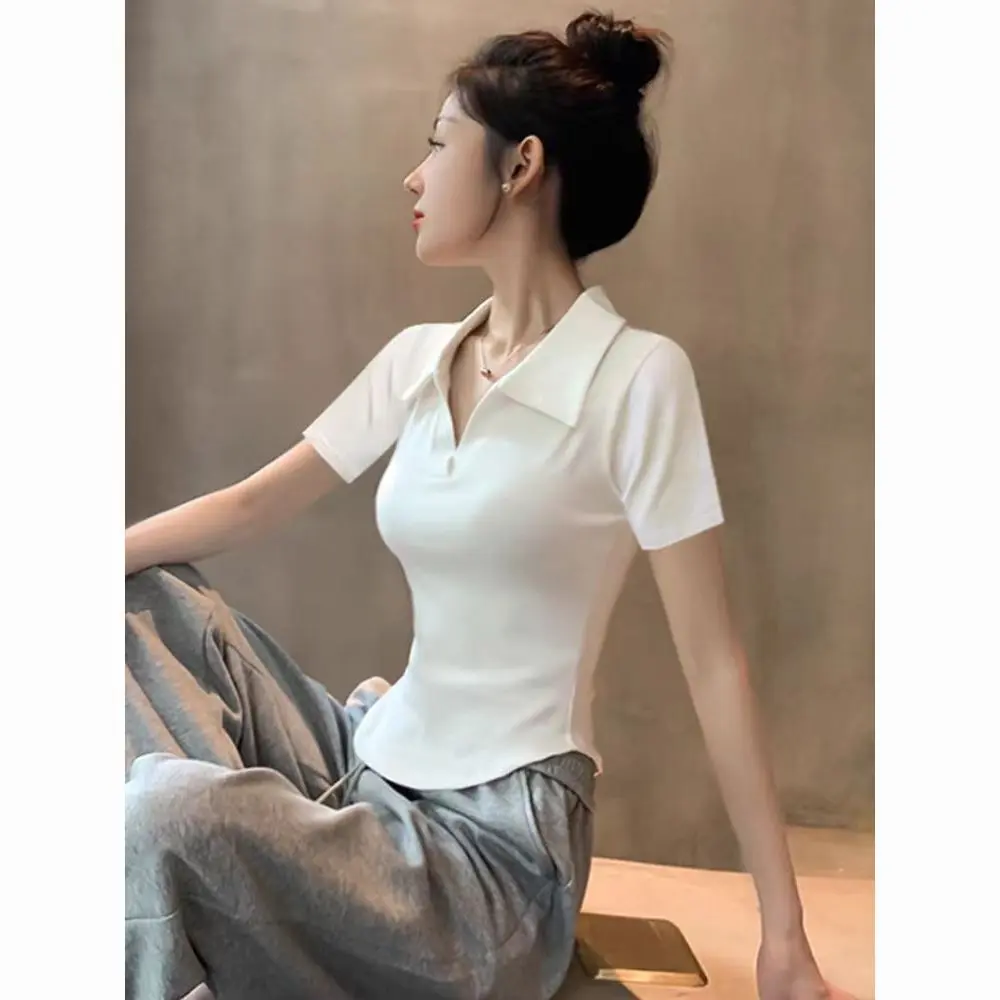 Áo Phông Cổ Polo ngắn Tay Áo, Thiết Kế Mới Cho Nữ, ngắn Vừa Vặn, Viền Cô Gái Nóng Bỏng, Áo Thời Trang Vòng Cung, Áo Mùa Hè, Dễ Thương Và Gợi Cảm, Bộ Sưu Tập 1048 Người, Năm 2025