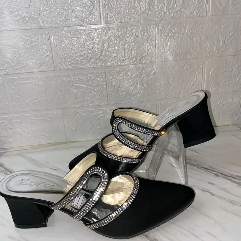 sepatu sendal high heels mutiara Hak Setengah (3-5 cm) shoes hitam wanita 7