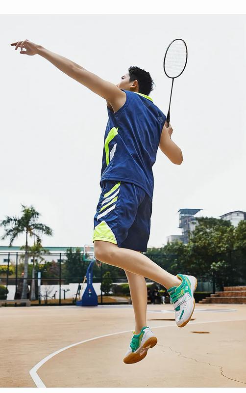 Product Introduction of New Breathable Badminton Shoes Men Comfortable Badminton Wears Velcro Tennis Sneakers Light Volleyball Shoes Size 36-45 29