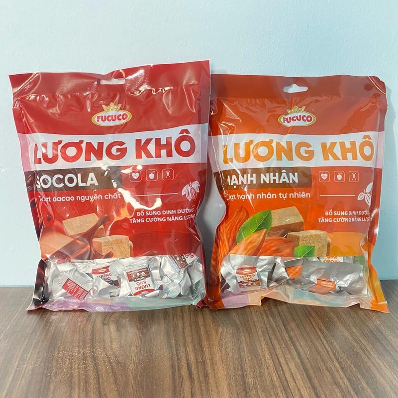 Combo 2 túi lương khô hạt dinh dưỡng mỗi túi 370g mỗi túi có khoảng 24-26 viên
