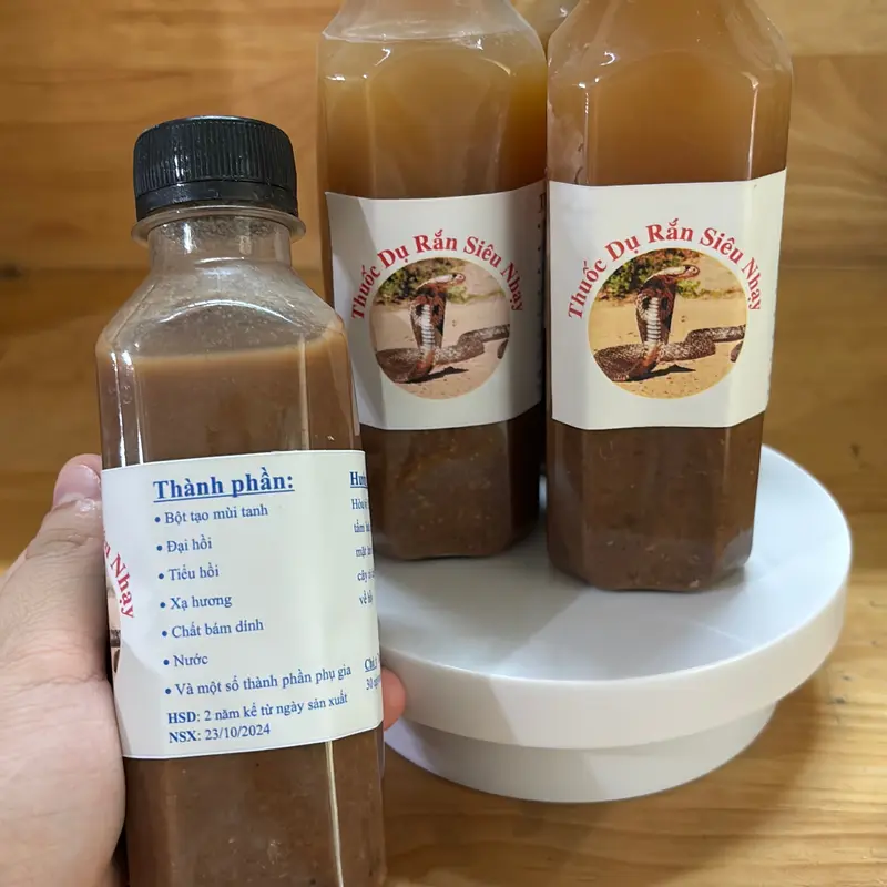 Thuốc dụ rắn làm từ thành phần tự nhiên được chiết xuất, cô đặc 1