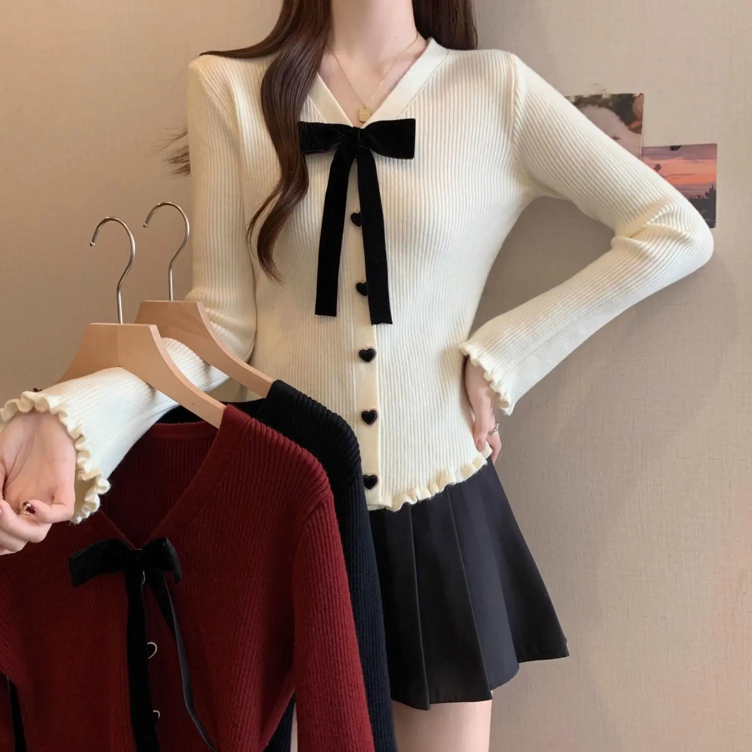 Áo Len Cardigan, Cổ Chữ V Có Nơ, Dài Tay, Dễ Phối Đồ, Áo Mặc Bên Ngoài Thời Trang, Thiết Kế Áo Nút Tình Yêu Dành Cho Nữ