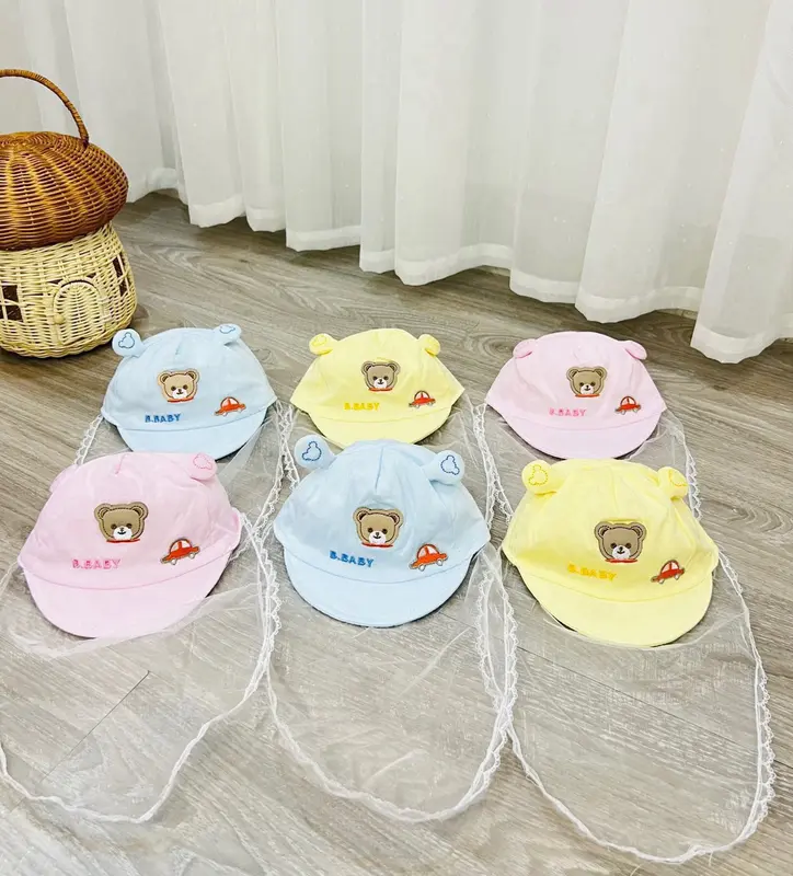 Mũ cho bé sơ sinh có khăn voan che mặt, mũ chống bụi đi tiêm an toàn cho bé sơ sinh 3