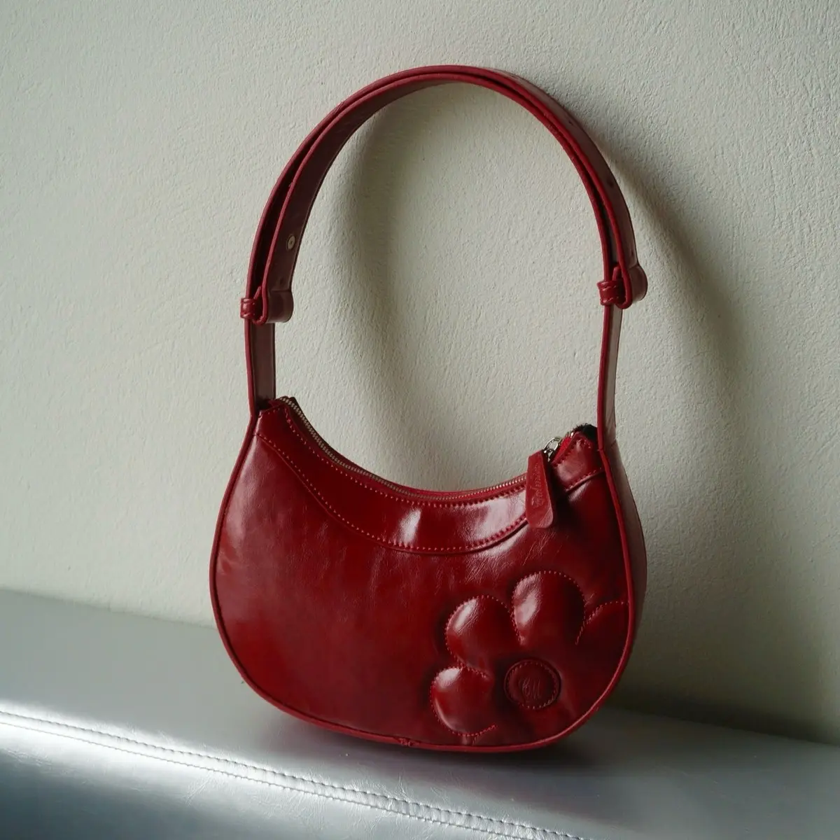 Túi xách HERLIA BAG thêu hoa lệch - CALMIER