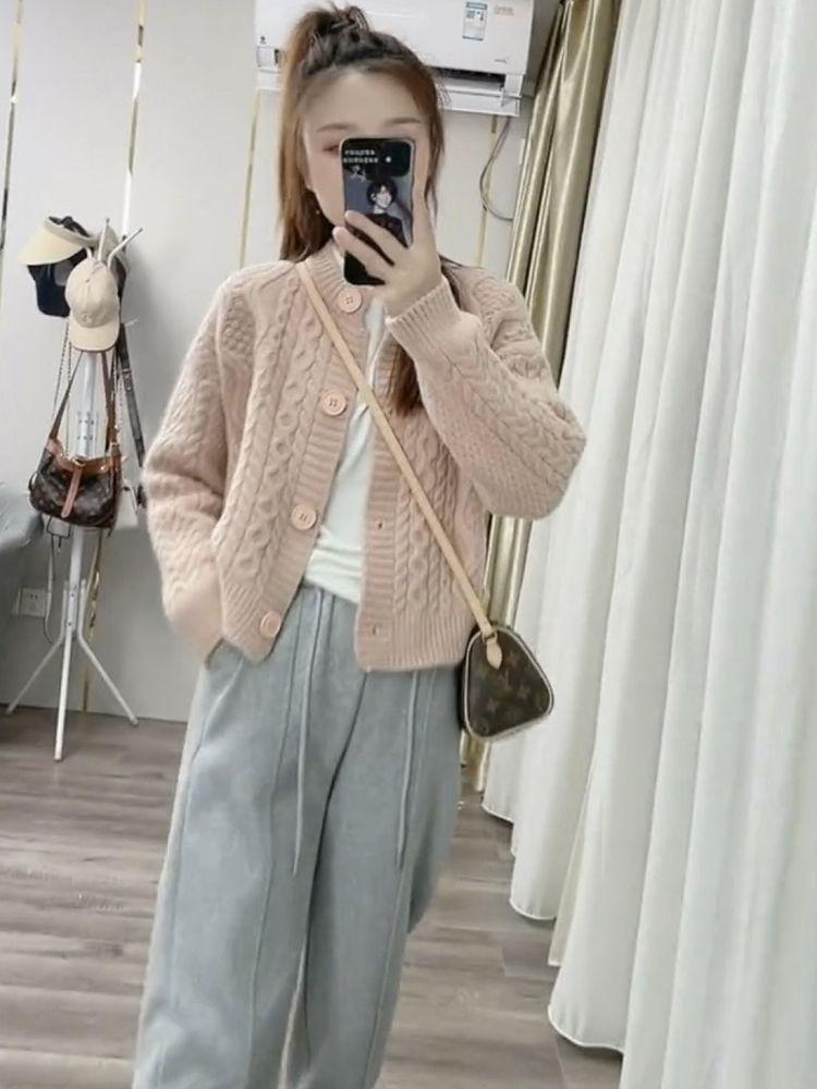 Product Introduction of Áo Len Nữ, Bộ Sưu Tập Mùa Thu, Dáng Rộng Vừa Vặn, Cổ Tròn, Áo Cardigan Dệt Kim, Áo Khoác Dài Tay, Màu Trơn Thiết Kế Độc Đáo Quần Áo Nữ, Hàng Mới Về 5
