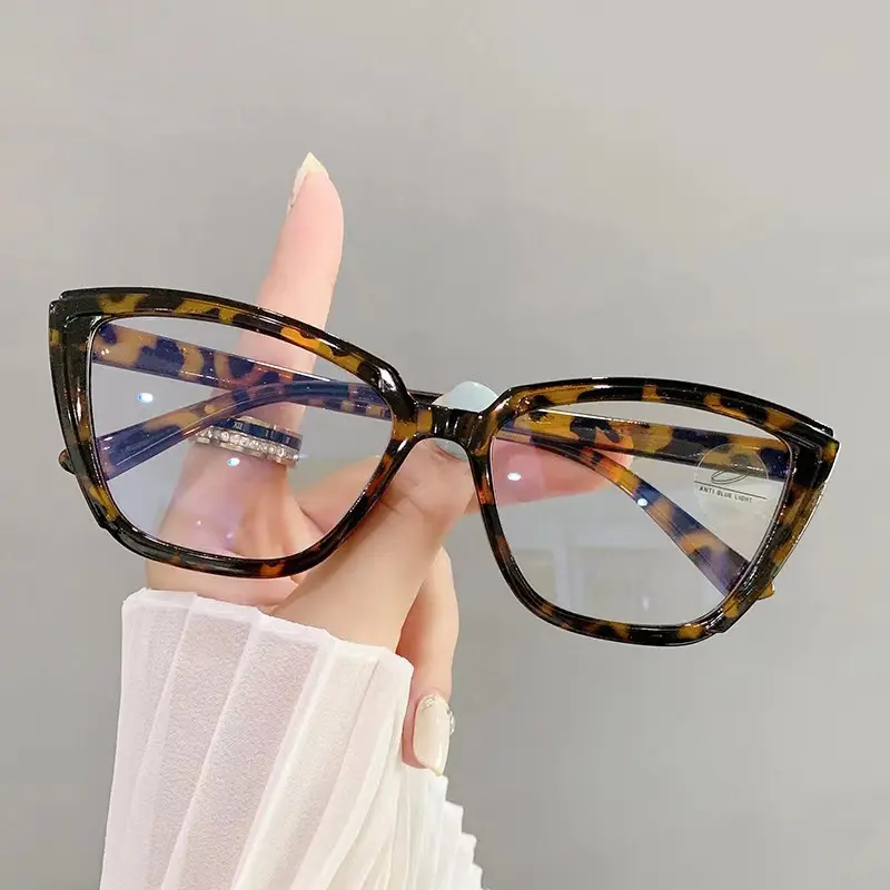 Kacamata Cahaya Biru Anti Bingkai Besar Kacamata Sederhana Moden Cat Eye Kacamata Optik Wanita