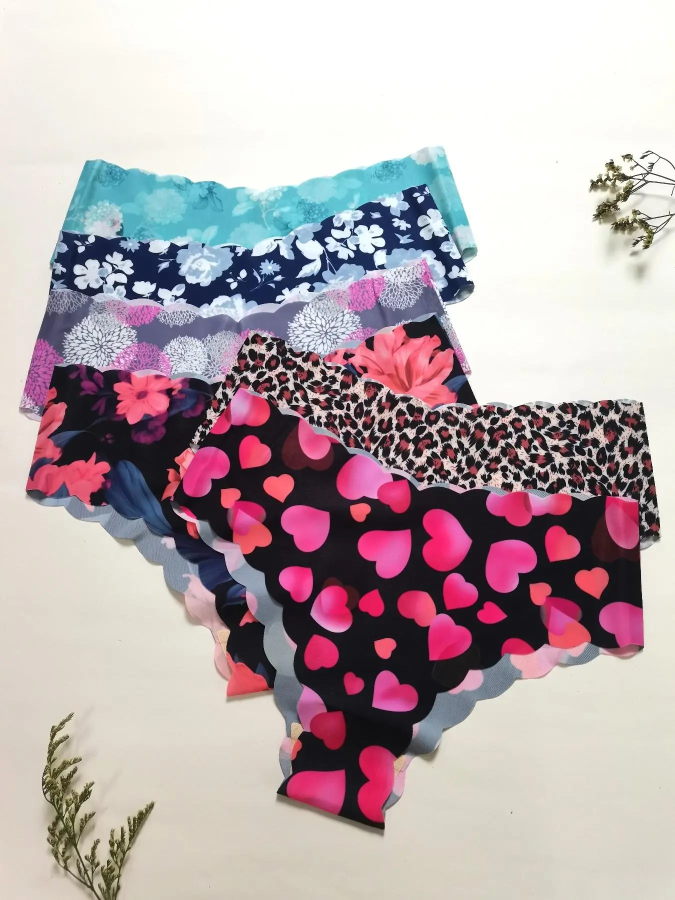 Women's 6pcs All Over Print Scallop Trim Knicker, Comfy Breathable Seamless Panty For Daily Wear, Ladies Underwear For All Seasons