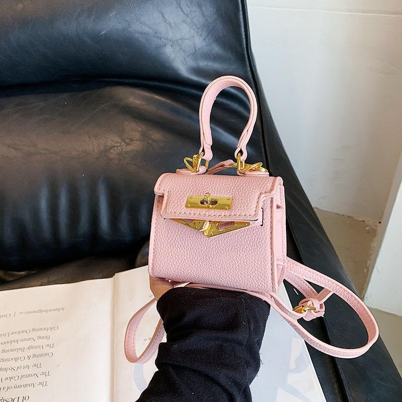 Product Introduction of Túi Xách Nữ Khóa Pu Hàn Quốc Đa Năng Cầm Tay Đeo Vai Bag  Nhung Da 5