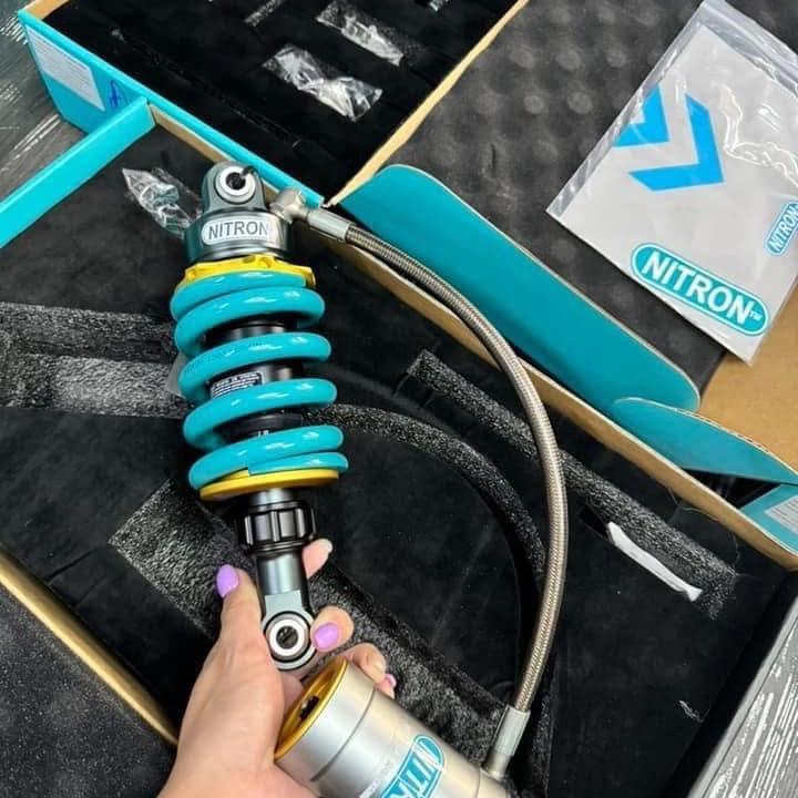  phuộc nitron dna chính hãng     Tên sản phẩm: Phuộc Nitron DNA bình dầu núm xanh cho Ex150 155  Dòng xe: Ex150 155  Thông số: phuộc bình dầu 205mm  Ex 135 2010 thông số 200  Winner sonic thông số 230  Raider satria thông số 285  Thông tin sản 