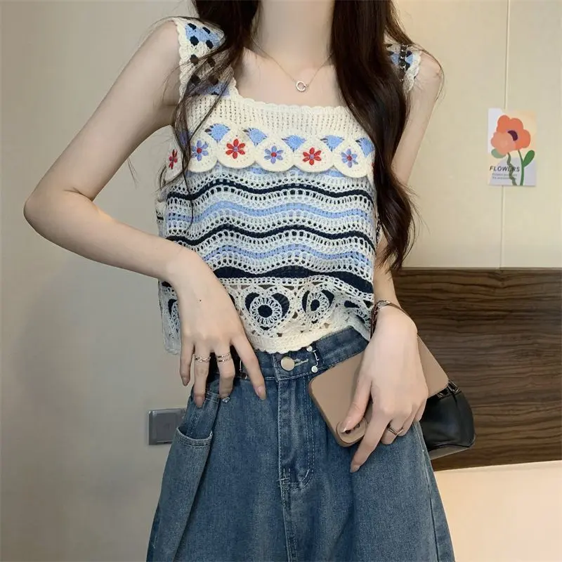 Yếm đan khoét lưng phối váy maxi - Đồ bộ resort sang chảnh có nón che nắng