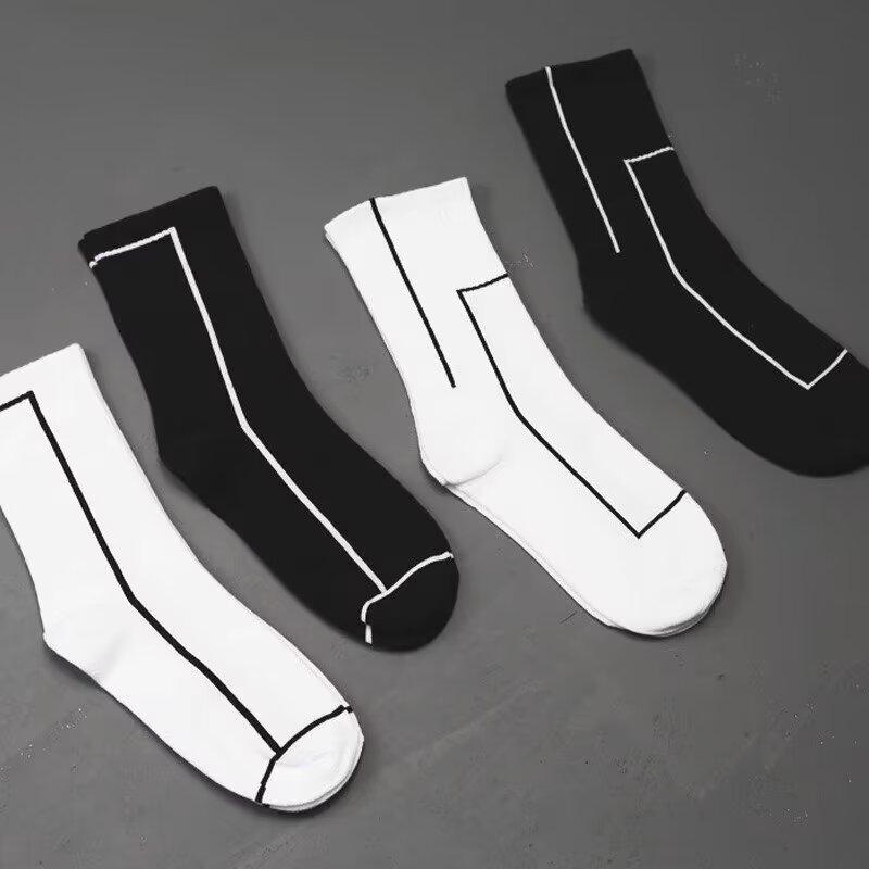 Product Introduction of Men Socks New Korean Style Male & Female Middle Tube Cotton Street Hip-Hop Sports Personalized Skate Stockings Casual Socks Fitness Running Basketball Men Antibacterial Sweat-Absorbent Socks 5