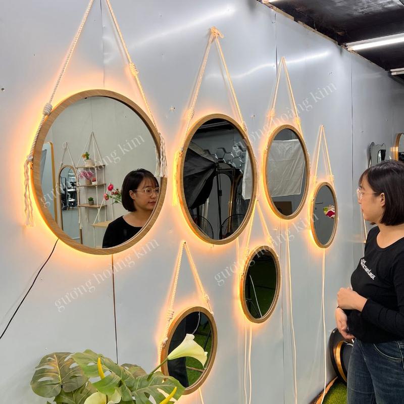 Gương treo tường trang trí gương tròn viền gỗ Decor Phòng đủ 8 size gương trang điểm tặng dây thừng decor và đinh treo không khoan tường. Trang Trí Nhà Đồng