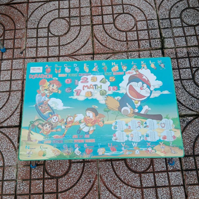 Bàn học sinh, sinh viên hình Đôrêmon Đã lắp ráp 40x60 5