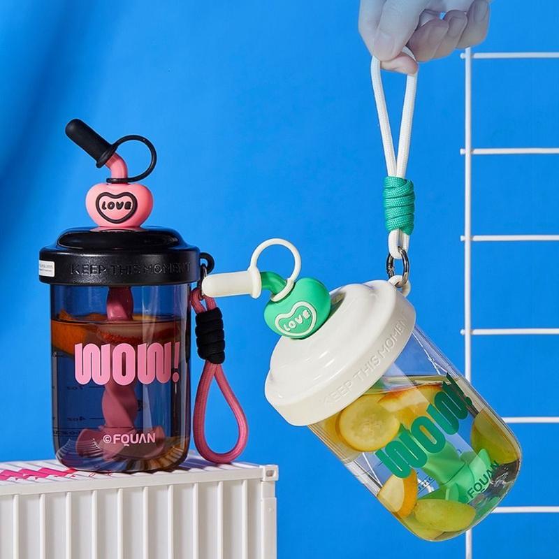 Product Introduction of Kawaii 580ML/520ML Water Bottles Straw Dust Cap With Straw Whey Protein Shaker Bottle Leak-proof High-capacity Stirring Cup Fruit Juice 21