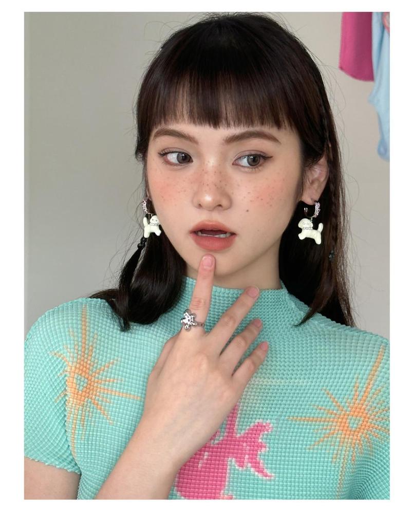 Product Introduction of Dog Eardrops Earrings Heart-Shaped Zircon Niche Earrings Ornament woman gelang  tangan 8