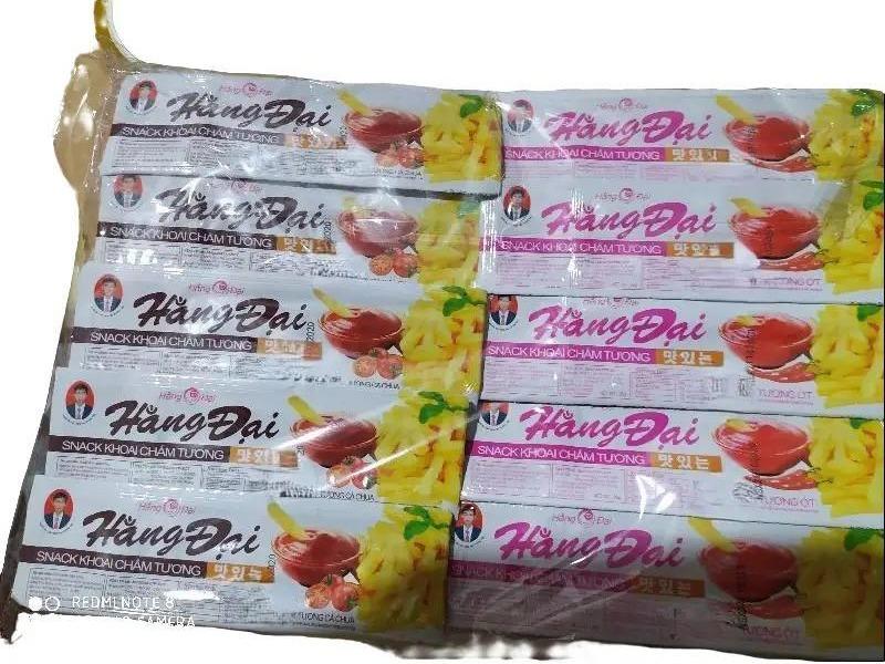 Snack que khoai tây Chấm Tương Ớt và Tương Cà Chua Hằng Đại thơm thơm, bùi bùi với nước sốt 2 vị cà chua cay nhẹ và ớt cay, ngọt dịu