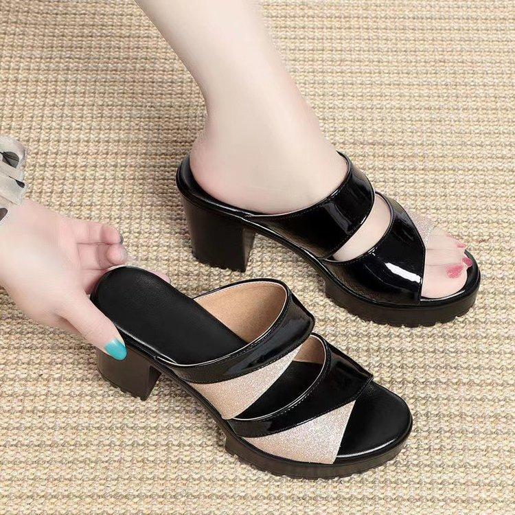 Product Introduction of Dép Nữ Mùa Hè, SS2024Giày Cao Gót, Hàng Mới Về, Đế Dày, Gót 2 InchKiểu Hở Mũi, Phong Cách Hàn QuốcGiày đẹp và thời trangPhù Hợp Đeo Đi LàmVải thoải máiChống Thấm Nước, Chống TrượtKhông bị bức bối khi mặc DéP Shoes 8