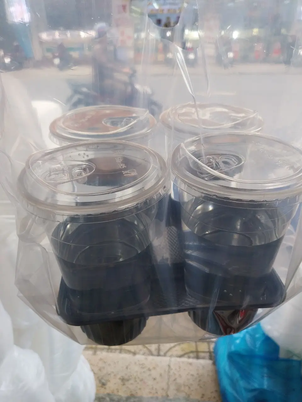 Khay đựng 4, 6 ly trà sữa mang đi TAKE AWAY( 50 cái )