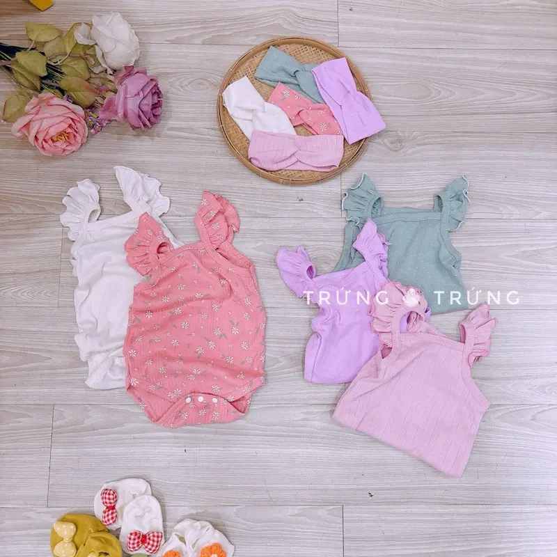 (Trứng 3-13kg) Body chip kèm nơ hoa nhí form ôm (~ muốn thoải mái tăng size ạ)