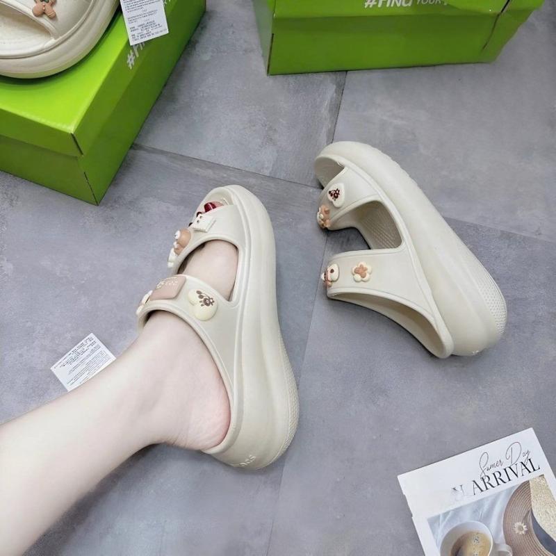 [ Tặng Charm ] Dép Cro đúc 2 Quai Ngang Đế Cao 7cm Thời Trang Cho Nữ Tặng Sticker Ngẫu Nhiên 4