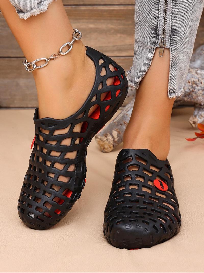 Product Introduction of Unisex Minimalist Plain Color Hollow Out Design Clogs, Casual Comfortable Soft Sole Clogs, Trendy All-match Clogs for Summer Beach Vacation, Footwear 1